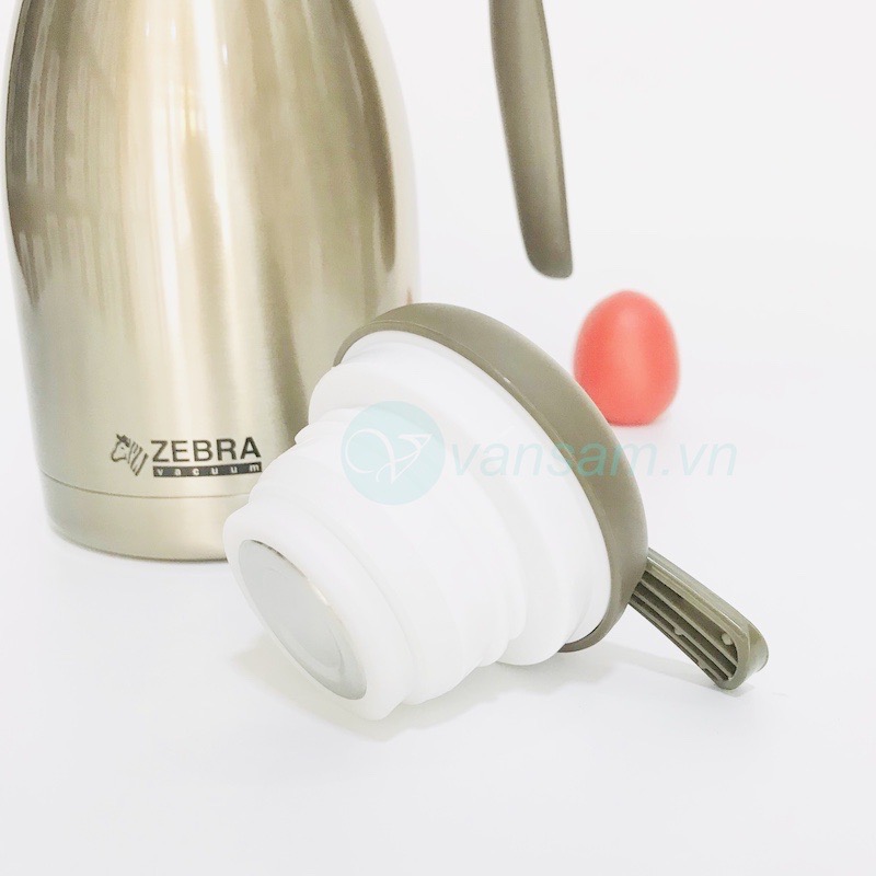 Bình giữ nhiệt inox 304 Zebra Thái Lan 2 lít màu gold 112943 - Ảnh 4